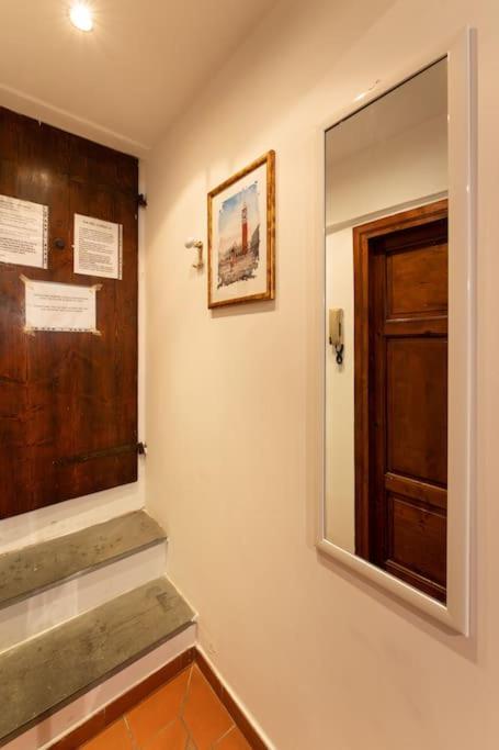 Keys Of Italy - Corsob 9 - Florentine Studio Close To Palazzo Vecchio 佛罗伦萨 外观 照片
